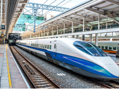 牛年再傳喜訊！英威騰電源牽手軌道交通開啟“永不間斷的旅行”