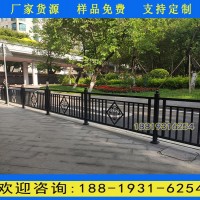 白云區道路替換護欄規格 小蠻腰雕像圖案護欄 人行道隔離欄廠家